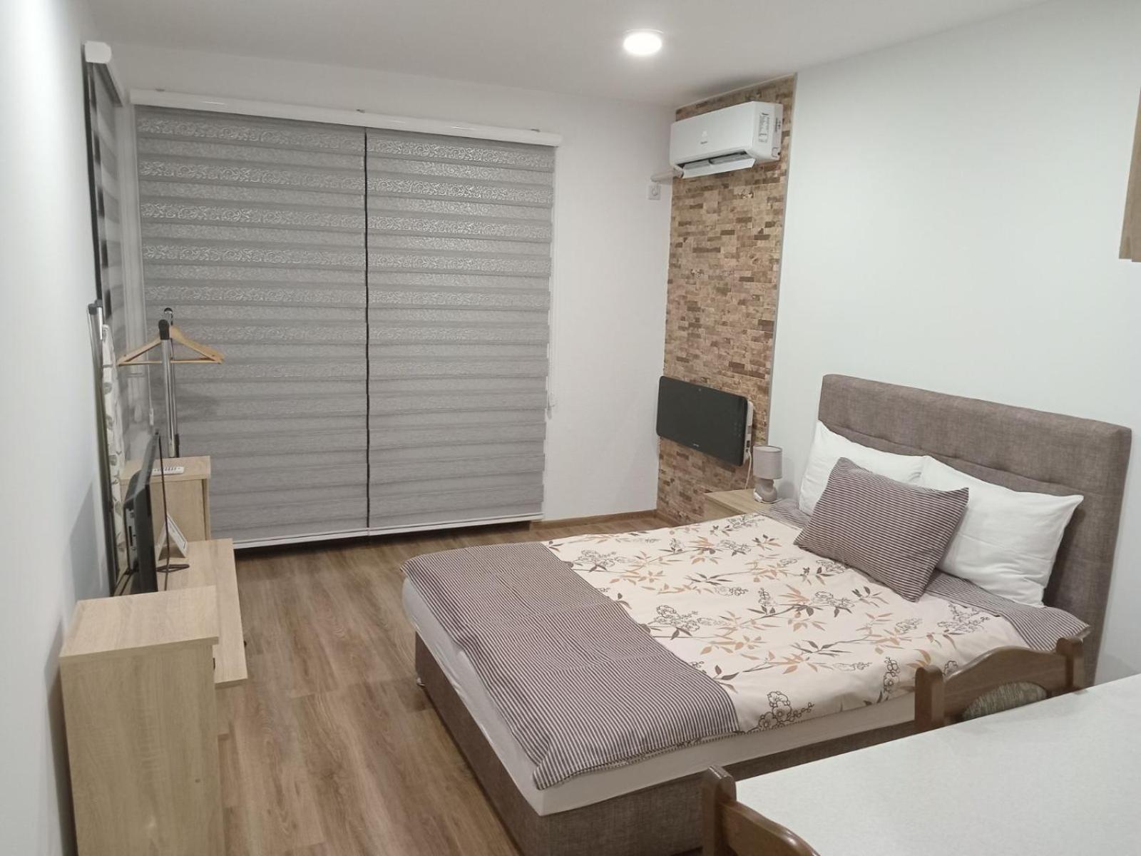 Apartments Karic Aerodrom Tuzla Dubrave Gornje Exterior foto