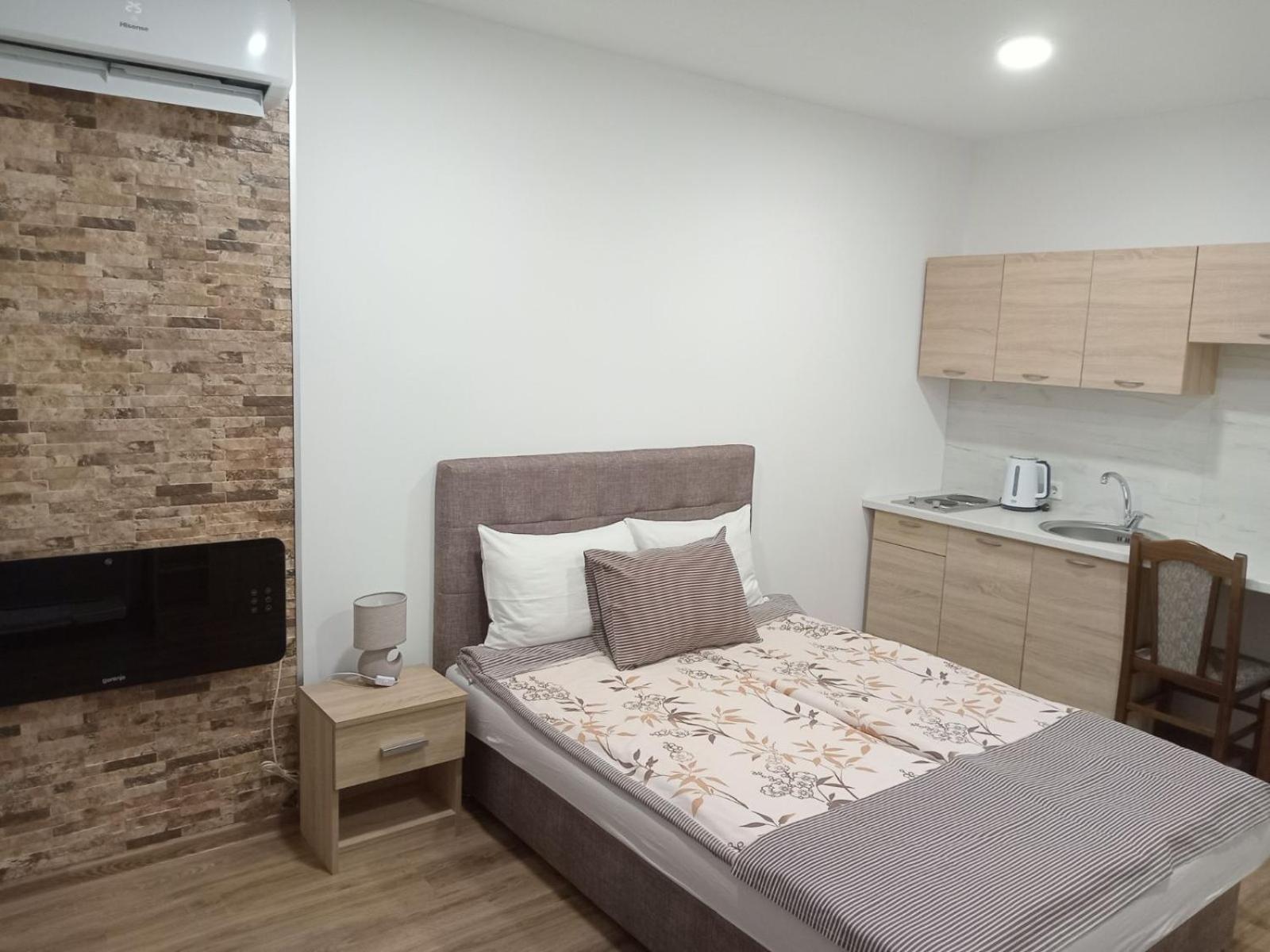 Apartments Karic Aerodrom Tuzla Dubrave Gornje Exterior foto