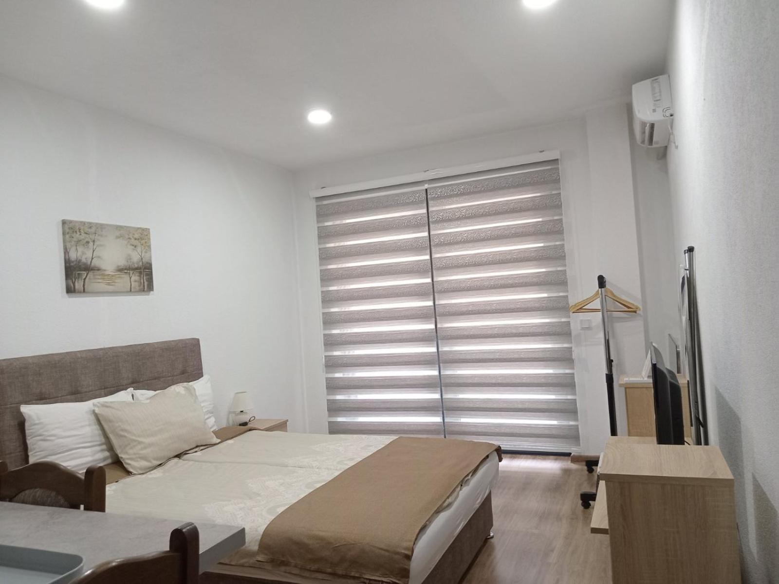 Apartments Karic Aerodrom Tuzla Dubrave Gornje Exterior foto