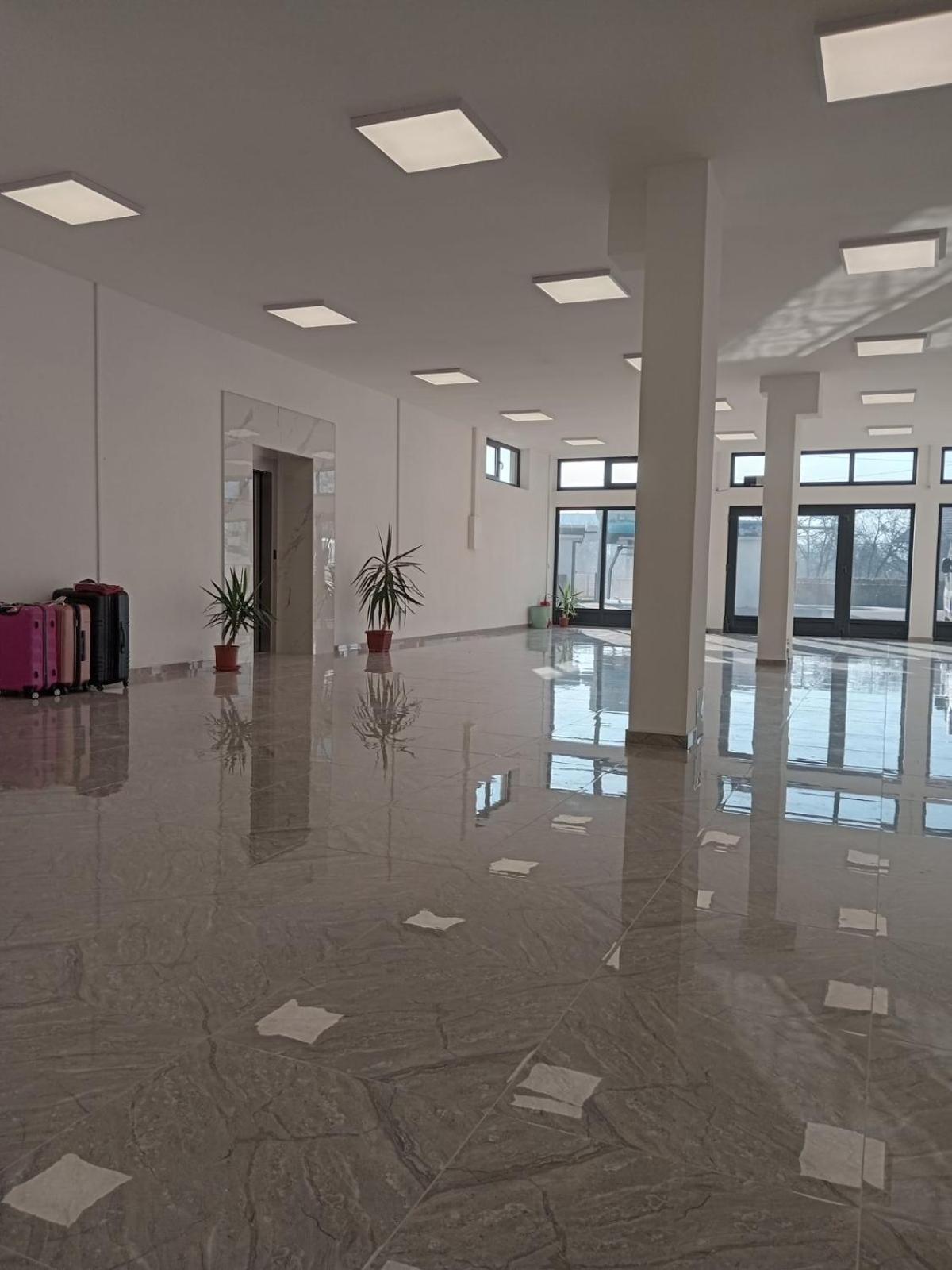 Apartments Karic Aerodrom Tuzla Dubrave Gornje Exterior foto