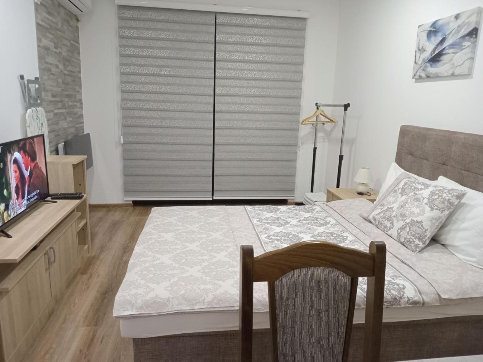 Apartments Karic Aerodrom Tuzla Dubrave Gornje Exterior foto